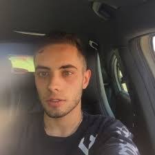 Alex Palau's Instagram, Twitter & Facebook