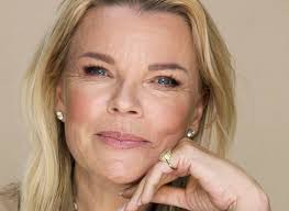 Modeuge i London: Sienna Miller debuterer på catwalken