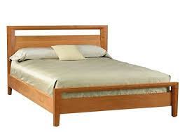 Kamar tidur boleh saja memiliki tampilan yang sederhana. 9 Desain Dipan Kayu Minimalis Terpopuler Untuk Hunian Masa Kini