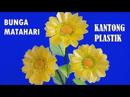 Hari ini, vincent van gogh dianggap sebagai salah satu seniman terbesar dalam sejarah manusia. Kerajinan Tangan Menarik Cara Membuat Bunga Matahari Yang Simpel Youtube Lukisan Bunga Matahari Bunga Lukisan Bunga