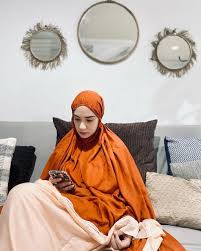  6 Potret Rumah Minimalis Arya Saloka Putri Anne Nyaman Banget