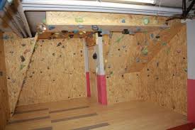 Fertiger Keller Hobbyraum Klettern Bouldern
