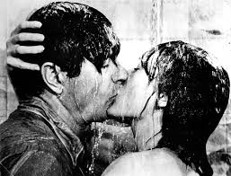 Kissing 