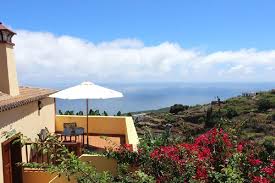 Casa rural palacio es una casa rural amplia y confortable situada en linares de mora. Casa Marcos Is A Quality Rental House On La Palma With Fantastic Views Close To The Famous Walk Of Los Tilos Through The Biosphere Reserve Of Laurisilva The House Also Offers It S