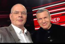 Deputy editor-in-chief of Putin's favorite newspaper found dead at 35 — one  year after boss' death