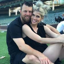 Zobrist released her first recording 'the tree' ep in 2008 and followed up with another ep 'say it now' in 2012. Wags Of Chicago Julianna Zobrist Julianna Zobrist Book Julianna Zobrist Husband Julianna Zobrist Music Jul Benny And The Jets Julianna Couple Photos