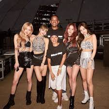 190418 Lisa Photos At Blackpink World Tour In La Blackpink Fashion Blackpink Kpop Girls