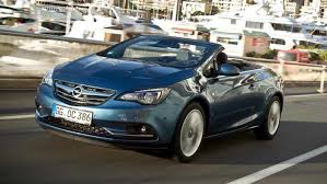 Avec ce grand cabriolet 4 places, la marque au blitz souhaite proposer un véhicule haut de gamme à partir de 29 990 euros. Opel Cascada Wow Effekt Aus Russelsheim Autogazette De