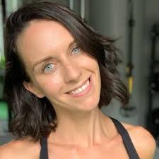 Dev's Closet (@devondotca)