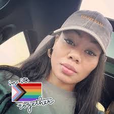 Suzette Ward's Instagram, Twitter & Facebook