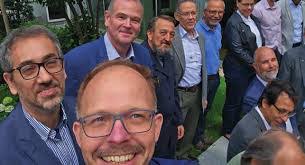 Daniel Schirra's Instagram, Twitter & Facebook