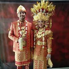 paˈlɛmbaŋ) is the capital city of the indonesian province of south sumatra. Baju Adat 34 Propinsi Hub Hp Wa 081297046330 Baju Palembang Paket Rias Adat Palembang Pengantin Palembang Pagar Pe Kota Palembang Ikan Tenggiri Gadis Korea