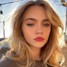 Isabel Gravitt Undressed - Every Angle Revealed