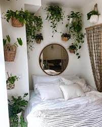 40 Bohemian Minimalist With Urban Outfiters Bedroom Ideas Inspira Spaces Urban Outfiters Bedroom Home Bedroom Bedroom Styles