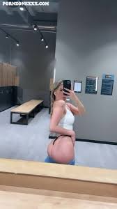 Дивись. Elena Kamperi Show Off BOOTY - New Video Порно відео CUMS.