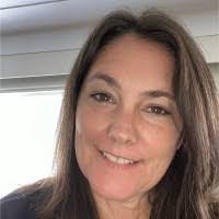 Tanya Searle's Instagram, Twitter & Facebook