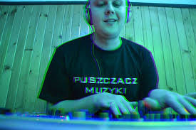 Marcin wiącek współpracował z zespołem pertii, występował pod pseudonimem dj rocko. Marcin Wiacek Nie Zyje Zmarl Znany Muzyk Disco Polo