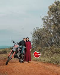 Maybe you would like to learn more about one of these? Foto Prewedding Motor Gl Prewedmoto