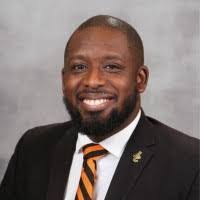 Stefan Lawrence's Instagram, Twitter & Facebook