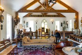 Take a look at that church and some of. Sheryl Crow S Nashville Compound Is A Southern Dreamscape Rustic House Outdoor Dining Room House Portraits