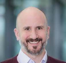 Jose Quinteros's Instagram, Twitter & Facebook