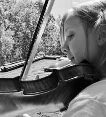 Pin By Kayla Oxford On Favorite Things Music Instruments Momo Violin