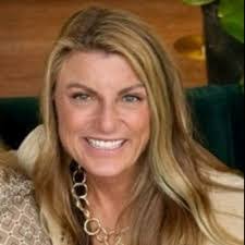 Kathy Holstrom's Instagram, Twitter & Facebook