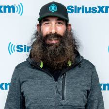 Jonathan was previously known by the persona luke harper, when he wrestled at wwe. Xnc5g8nvyprx7m