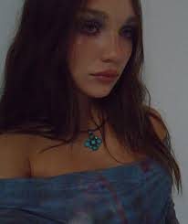 drew is always the inspo !!! happy halloween 🌼🌼✨