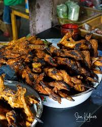 Ayam panggang menggugah selera makan anda. Ayam Panggang Miroso Bu Suryani Rekomendasi Ayam Panggang Nikmat Di Kampung Ayam Panggang Magetan