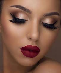 14 Glamorous Specific Situation Make Up Suggestions Glamorous Situation Specific Suggestions Party Makeup Looks Brunette Makeup Holiday Makeup Looks