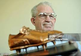 23 Thom Mcan Stock Photos, High-Res Pictures, and Images