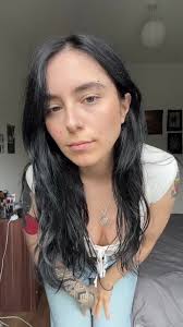 Fashionable Outfit Ideas with Long Black Hair