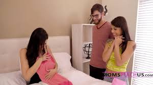 StepDaughter And StepSon Give StepMom The Best Gift - XNXX.COM