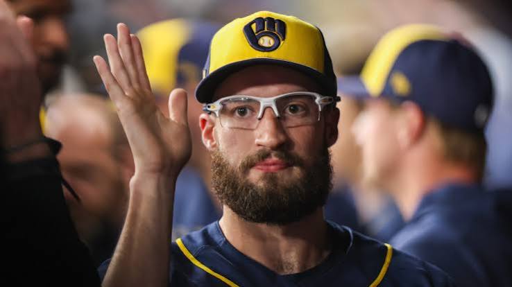 Aaron Ashby sets postseason consecutive scoreless innings reliever record