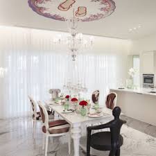 Yoo Pune Une Habitation Paradisiaque Signee Philippe Starck Cuisine Moderne Blanche Cuisine Moderne Design De Cuisine De Luxe