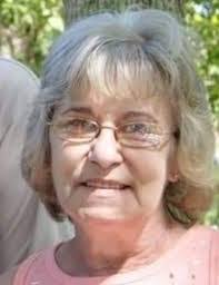 Iris Dailey's Instagram, Twitter & Facebook