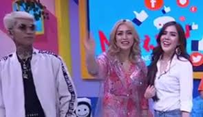 Young lex berikan pendapatnya mengenai hubungan jessica iskandar dan richard kyle ketika ikuti pasangan itu ke singapura. Young Lex Jessica Iskandar Berkostum Black Dan Pink Warganet Langsung Nyinyir