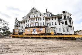 Maybe you would like to learn more about one of these? Once At The New Location The Dollies Were Removed And The Building Was Supported In Place While The New Belleview Biltmore Building Movers Historic Buildings