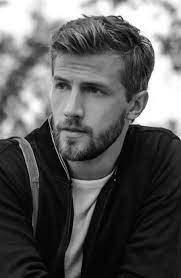 50 Men S Short Haircuts For Thick Hair Mens Haircuts Short Mens Hairstyles Thick Hair Thick Hair Styles