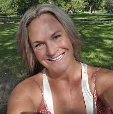 Lindy Hansen in people