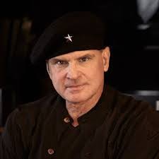 David Prater's Instagram, Twitter & Facebook