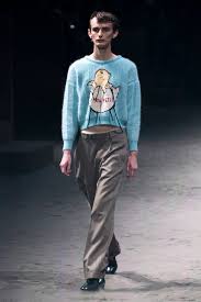 Gucci Muzhskaya Kollekciya Osen Zima 2020 Buro Возможность купить со скидкой до 70%. gucci muzhskaya kollekciya osen zima 2020 buro