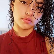 lucy marin (@lucymarinw)