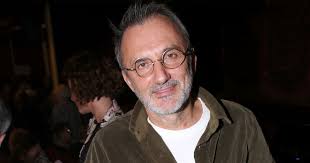 Frédéric Lopez obligé de vendre sa maison : la triste raison derrière ce  choix difficile