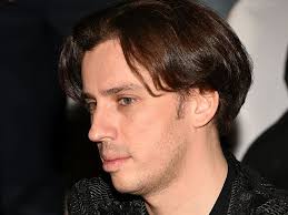 Родители максима галкина не были публичными людьми. Stilist Pugachevoj Maksim Galkin Odevaetsya Kak Peteushnik Golym Emu Luchshe
