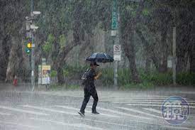 For faster navigation, this iframe is preloading the wikiwand page for 降雨量. å¤§è¦æ¨¡åŠ‡çƒˆé™é›¨ä»Šæ™šç‹‚è¥²é™é›¨é‡ä¸Šçœ‹900æ¯«ç±³