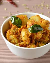 Chakkaravalli Kilangu Poriyal Sweet Potato Curry Recipe Side Dish Recipes For Rice Recipes Indian Food Recipes Vegetarian Vegetarian Cooking