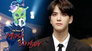 Younghoon is really such a cute die hard fanboy of taehyung that no matter how much. He Is The Handsome Vocalist Of The Boyz Young Hoon The King Of Mask Singer Ep
