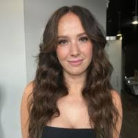 Mackenzie Donovan's Instagram, Twitter & Facebook